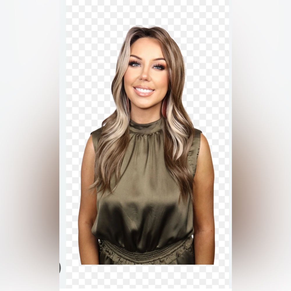 Chelsey Smith Crowns Dakota Blonde Mix Petite Wig